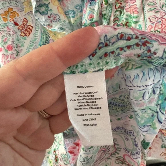 Beautiful Watercolor Paisley Button-Down - Picture 6 of 6